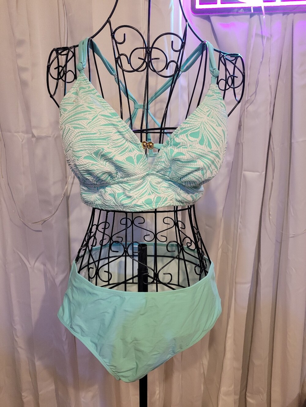 Amazon Mint Green Printed Underwire Bikini Set